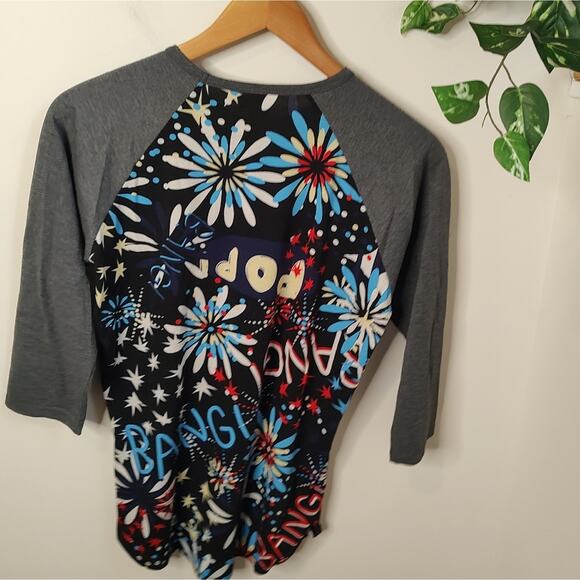 LuLaRoe Randy 4th of July Top Medium - Picture 5 of 7